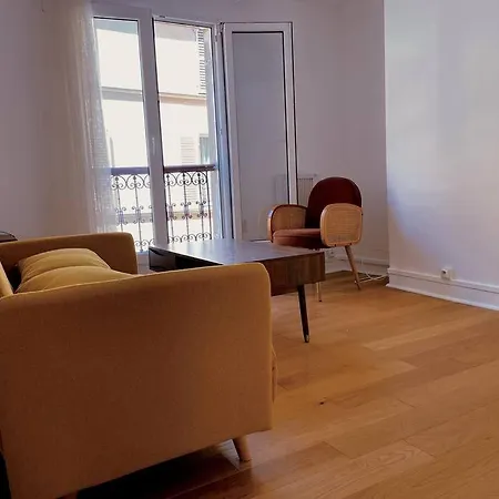 Apartment 26 Sqm City Center Sunny Paris